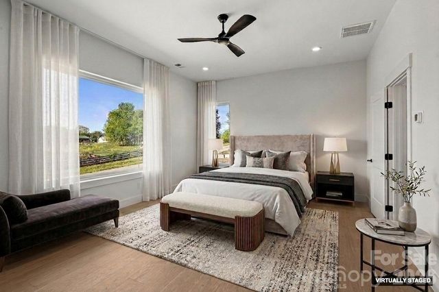 742 New Hope Road, Flat Rock, NC 28731