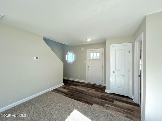 833 Hidden Bridge Drive, Jacksonville, NC 28546