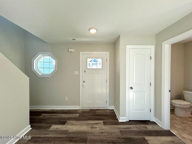 833 Hidden Bridge Drive, Jacksonville, NC 28546