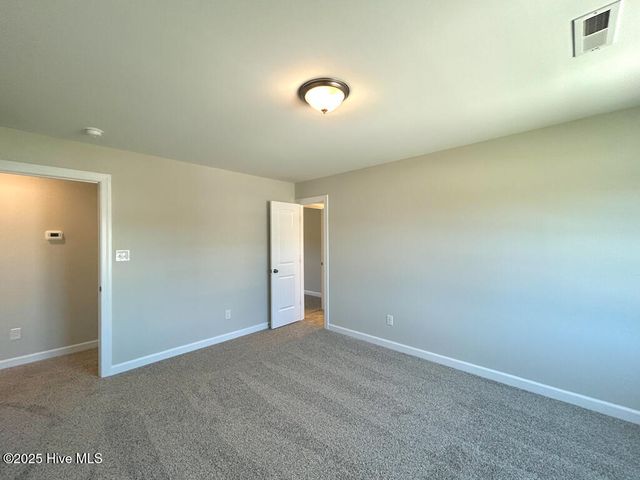 833 Hidden Bridge Drive, Jacksonville, NC 28546