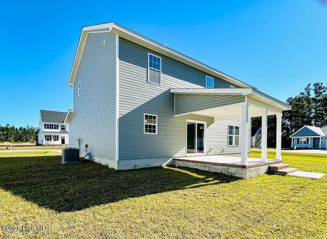 833 Hidden Bridge Drive, Jacksonville, NC 28546