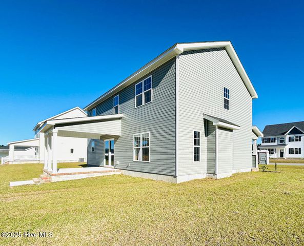 833 Hidden Bridge Drive, Jacksonville, NC 28546