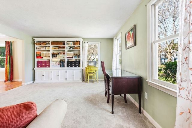 192 Fairway Dr, Attleboro, MA 02703
