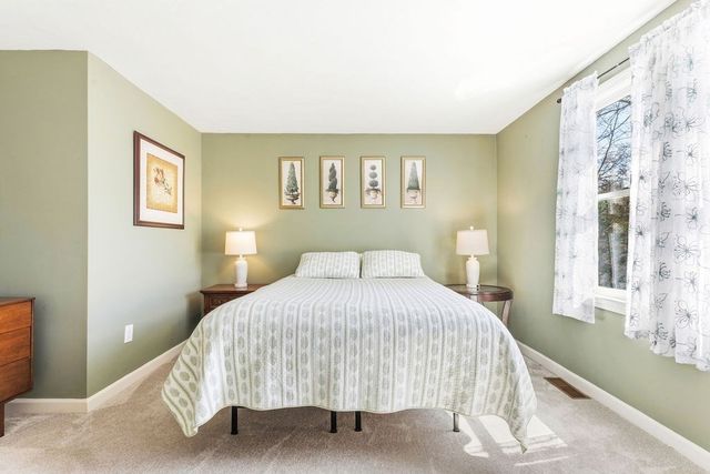 192 Fairway Dr, Attleboro, MA 02703
