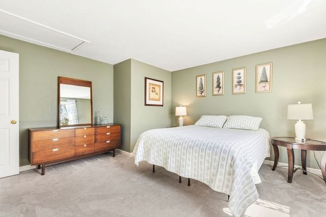 192 Fairway Dr, Attleboro, MA 02703