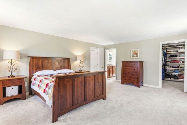 192 Fairway Dr, Attleboro, MA 02703
