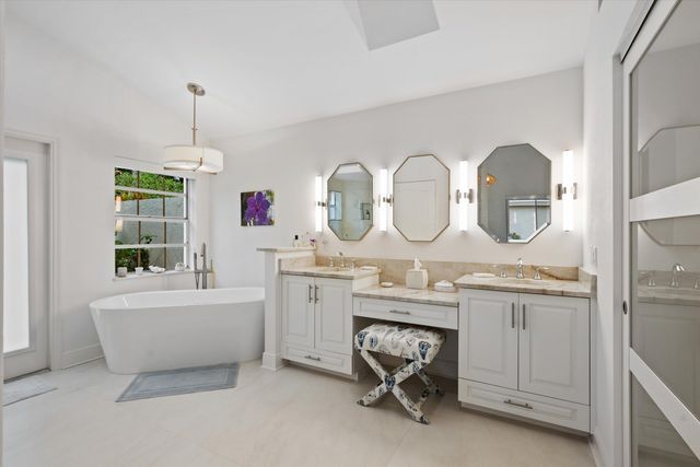 9221 Heathridge Drive, West Palm Beach, FL 33411