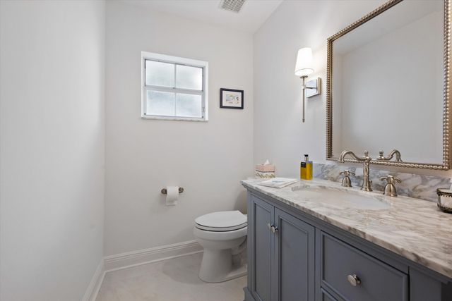 9221 Heathridge Drive, West Palm Beach, FL 33411