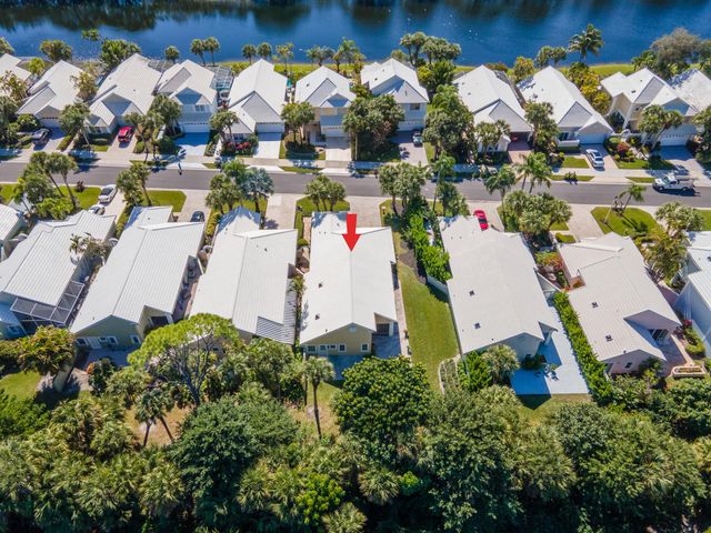 9221 Heathridge Drive, West Palm Beach, FL 33411