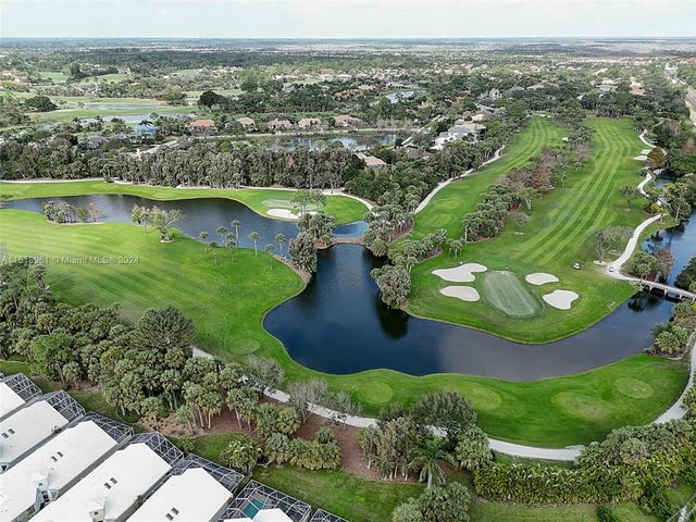 9221 Heathridge Drive, West Palm Beach, FL 33411