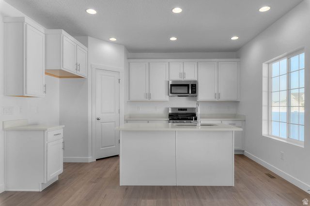 5718 N MALLARD DR, Stansbury Park, UT 84074