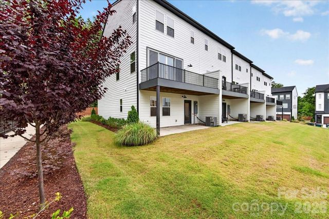 921 Archway Lane, Charlotte, NC 28217