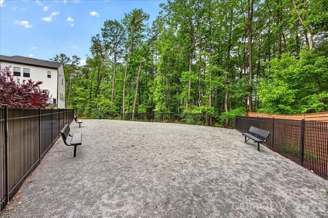 921 Archway Lane, Charlotte, NC 28217