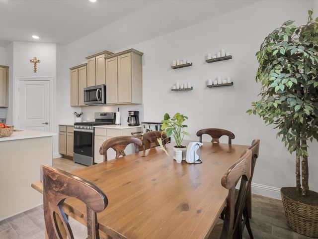 10925 Canyon Mine Drive, Aubrey, TX 76227