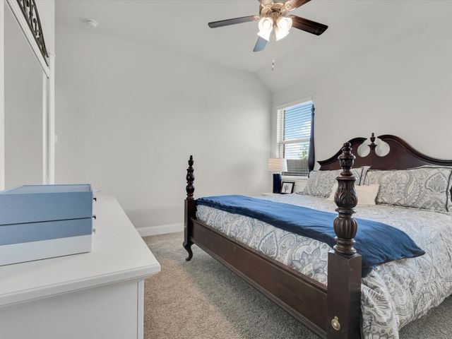 10925 Canyon Mine Drive, Aubrey, TX 76227