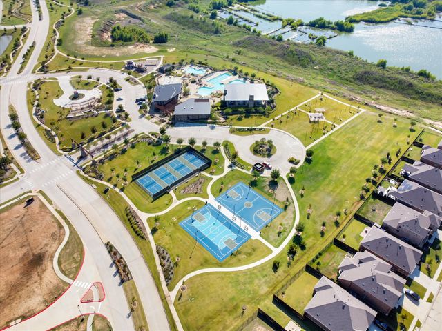 10925 Canyon Mine Drive, Aubrey, TX 76227