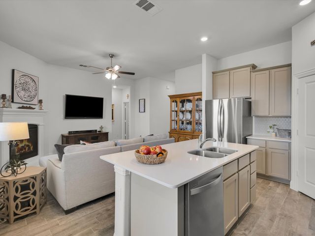 10925 Canyon Mine Drive, Aubrey, TX 76227