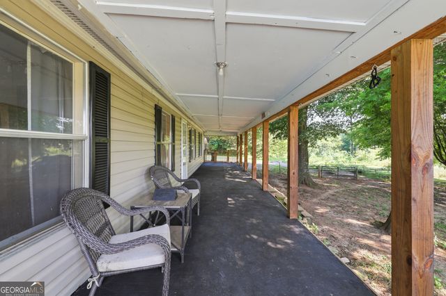 7482 Duncan Bridge Road, Cleveland, GA 30528