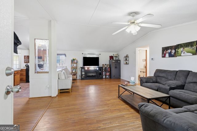 7482 Duncan Bridge Road, Cleveland, GA 30528