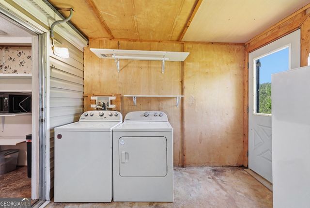 7482 Duncan Bridge Road, Cleveland, GA 30528