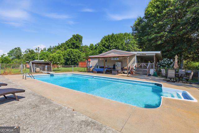 7482 Duncan Bridge Road, Cleveland, GA 30528