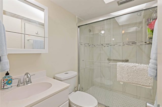 244 SAINT AUGUSTINE AVENUE 104, Venice, FL 34285