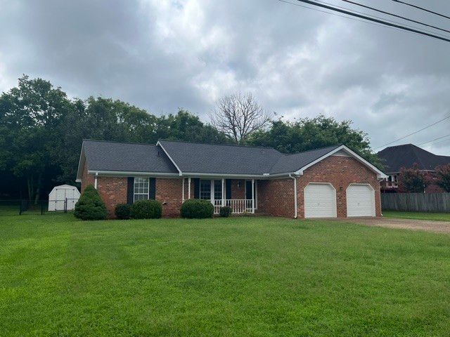 303 Spring Hill Dr, Smyrna, TN 37167