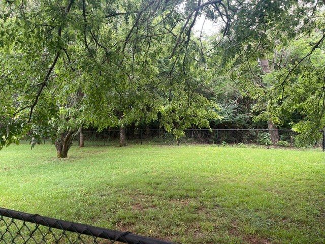 303 Spring Hill Dr, Smyrna, TN 37167