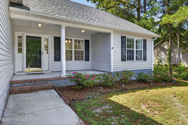 9451 Cottonwood Lane SE, Leland, NC 28451