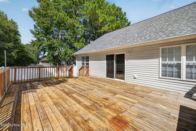 9451 Cottonwood Lane SE, Leland, NC 28451