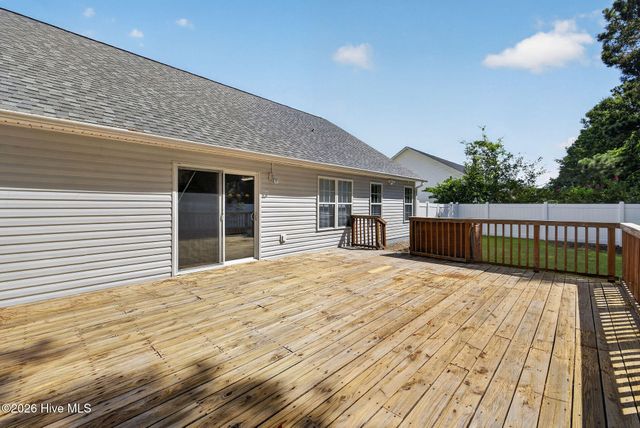 9451 Cottonwood Lane SE, Leland, NC 28451