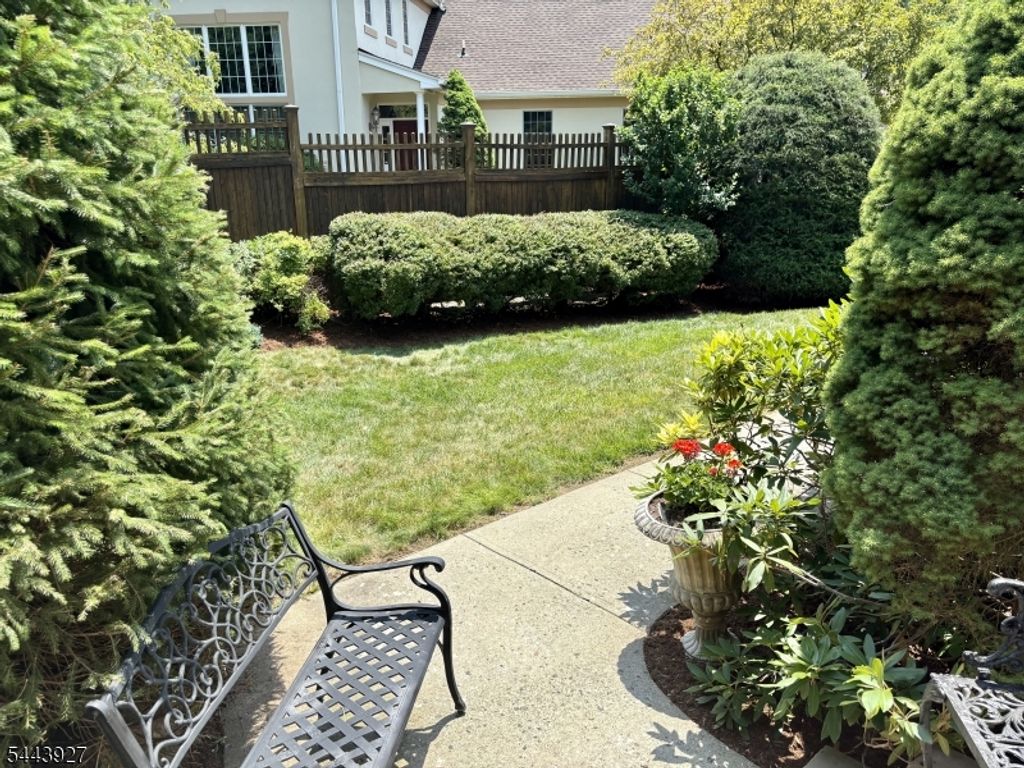 7 Dickerson Ct, Chester Twp., NJ 07930 — photo 3
