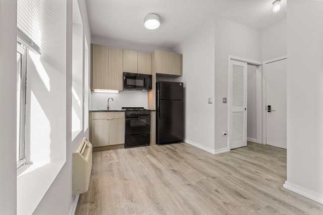 4875 N Magnolia Avenue 311, Chicago, IL 60640