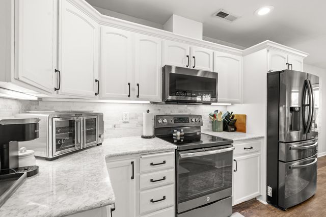 3267 Ford Drive, Medford, OR 97504