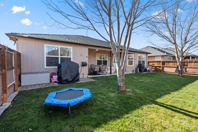 3267 Ford Drive, Medford, OR 97504