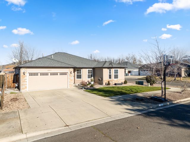 3267 Ford Drive, Medford, OR 97504