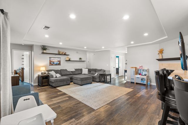 3267 Ford Drive, Medford, OR 97504