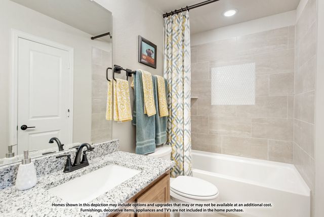 107 Tetrad Circle, Waxahachie, TX 75165