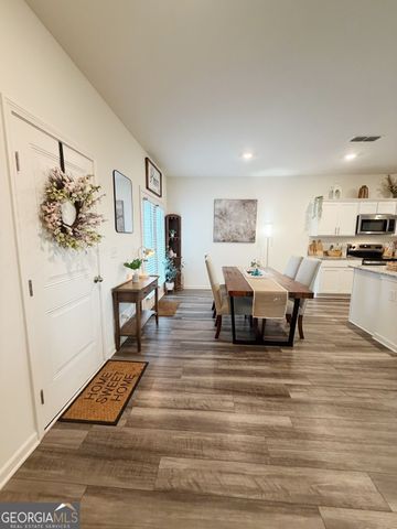 64 Hargrave Avenue, Bethlehem, GA 30620