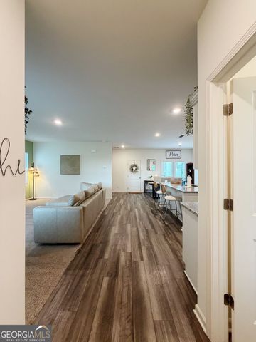 64 Hargrave Avenue, Bethlehem, GA 30620