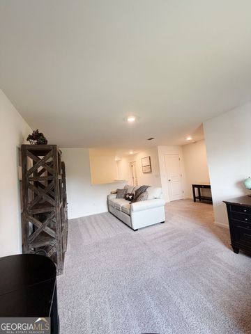 64 Hargrave Avenue, Bethlehem, GA 30620