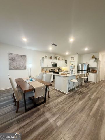 64 Hargrave Avenue, Bethlehem, GA 30620