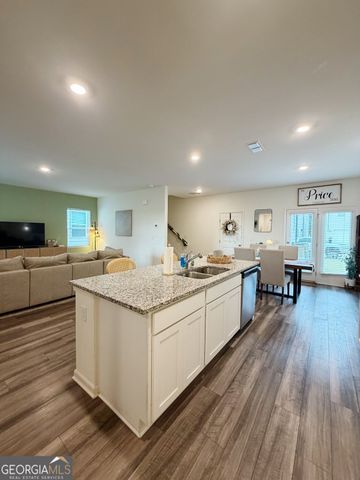 64 Hargrave Avenue, Bethlehem, GA 30620