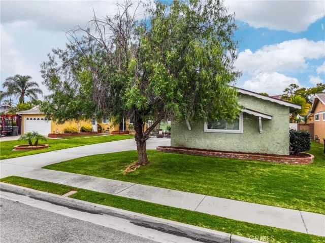 12526 Chadwell Street, Lakewood, CA 90715