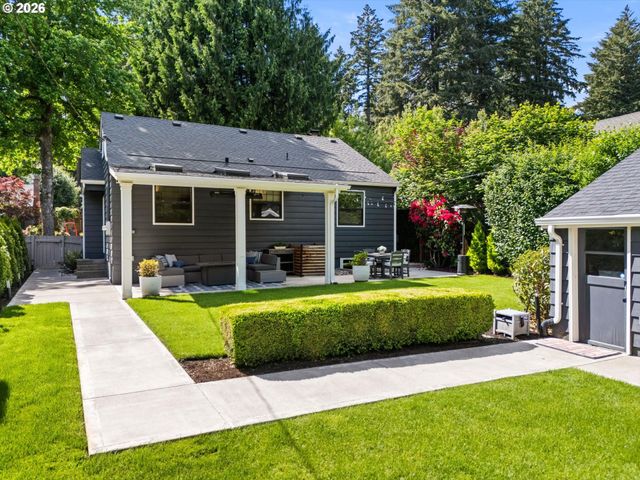 441 9TH St, Lake Oswego, OR 97034