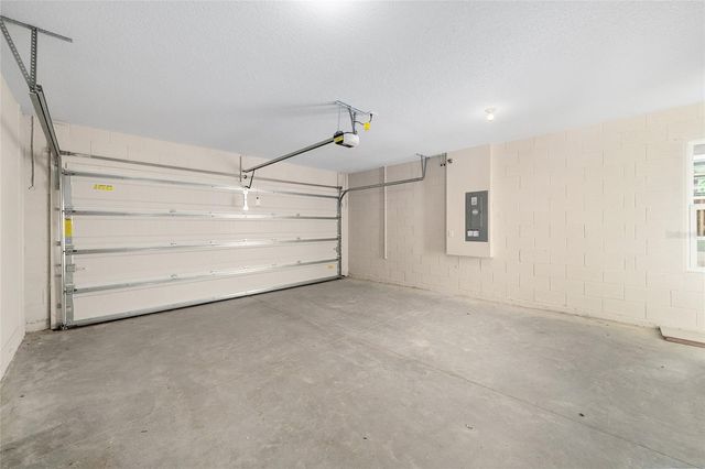 1183 TURTLE ISLAND RD, Lady Lake, FL 32159