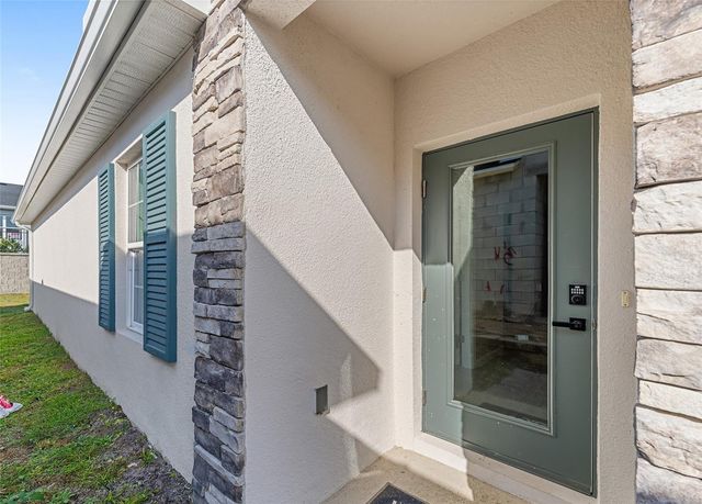 1183 TURTLE ISLAND RD, Lady Lake, FL 32159