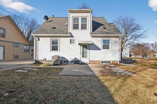 111 Rosebud Avenue, Waterloo, IA 50701