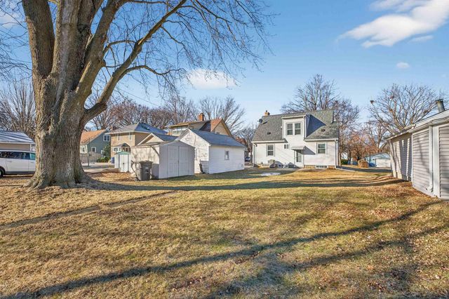 111 Rosebud Avenue, Waterloo, IA 50701