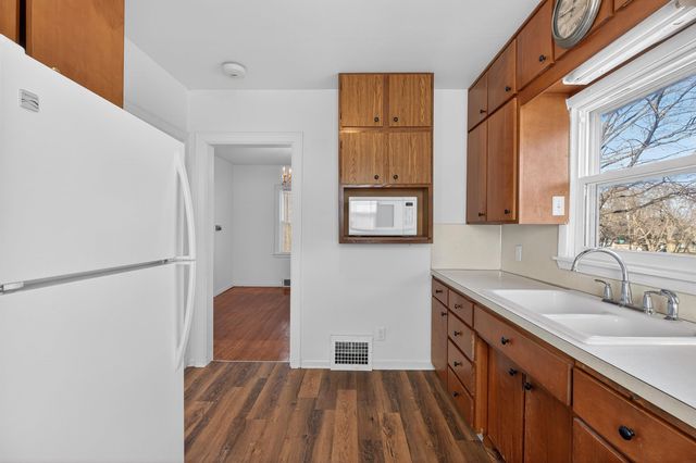 111 Rosebud Avenue, Waterloo, IA 50701